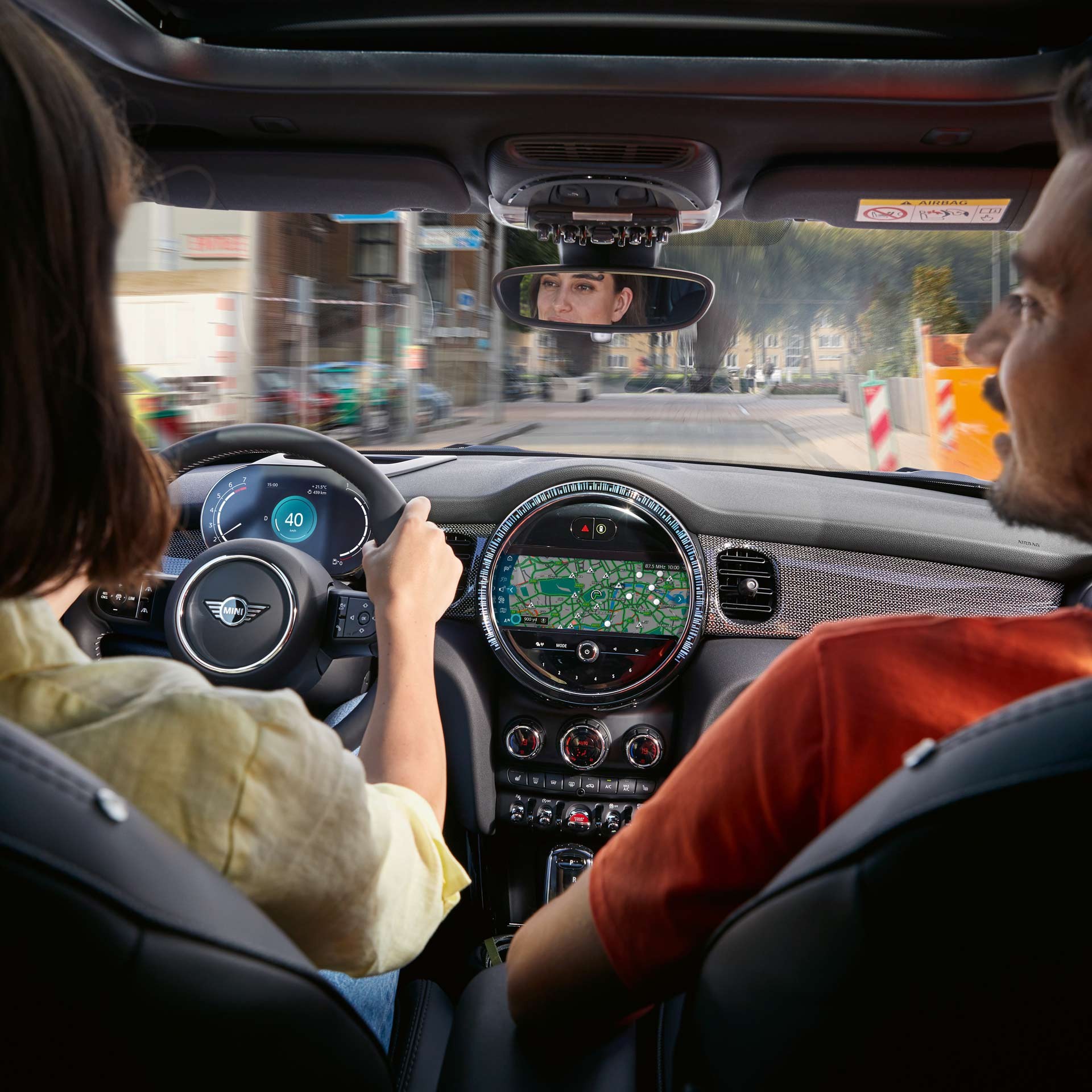 mini connected – természetesbeszéd-felismerés mini connected – természetesbeszéd-felismerés